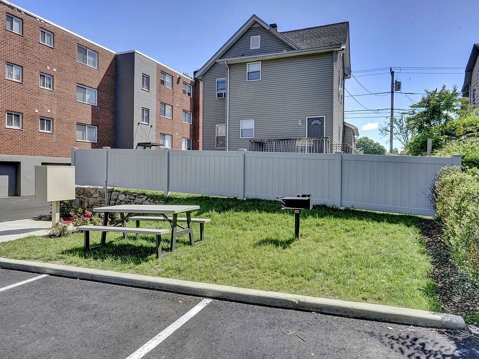 21 Clinton LLC 21 Clinton Ave Norwalk, CT Zillow Apartments for Rent in Norwalk