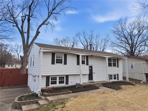 11709 E 77th Ter, Raytown, MO 64138