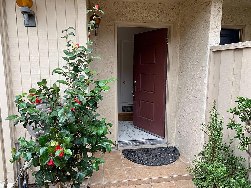 1st image of 3121 Loma Verde Dr APT 27
