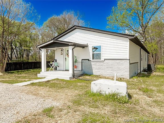 2nd image of 15801 Fry Road