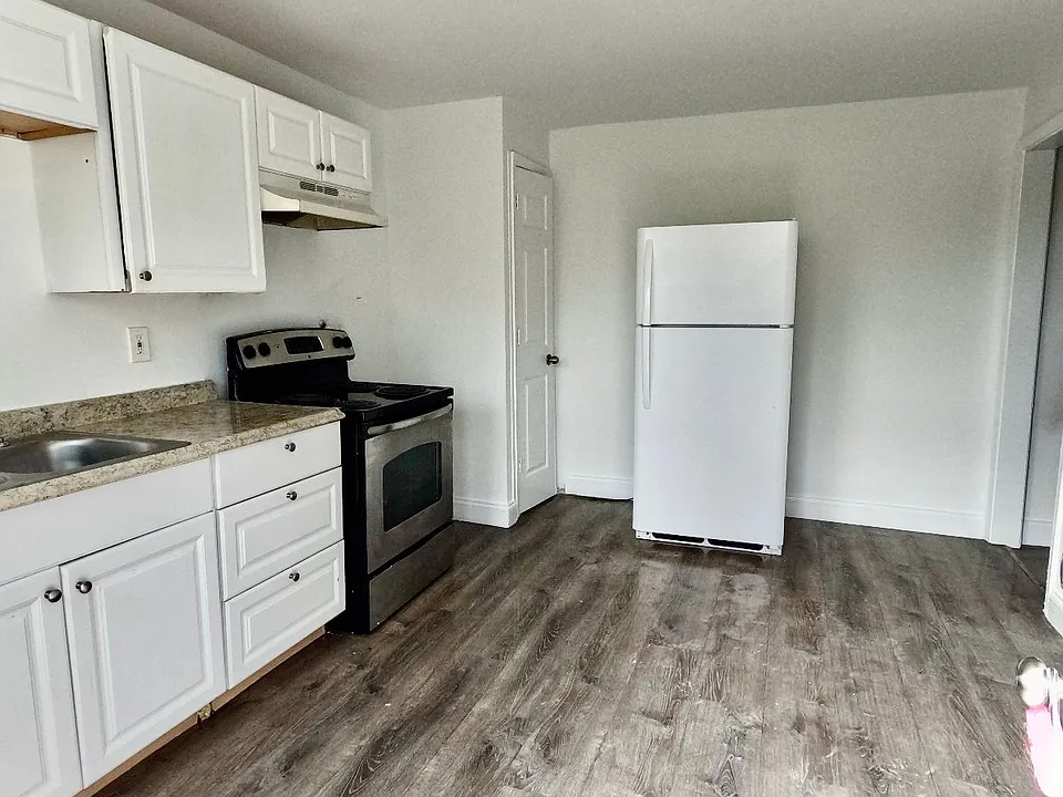 1340 Highway 501 #4