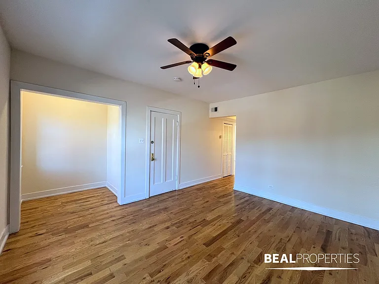 2954 N Seminary Ave #1 — Photo 4