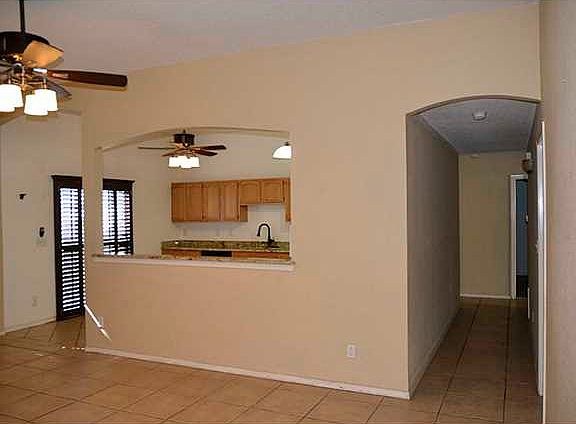 3rd image of 309 Schoellkope Pl