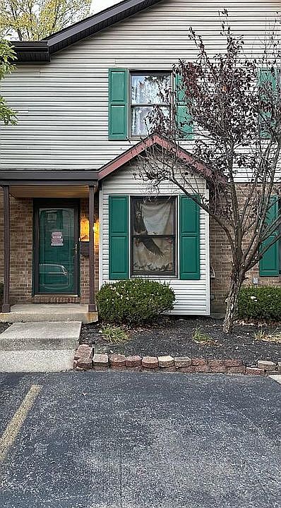 1045 Park Lane