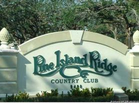 1811 Sabal Palm Dr, Fort Lauderdale, FL