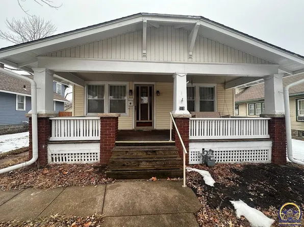 215 SW Kendall Ave, Topeka, KS 66606