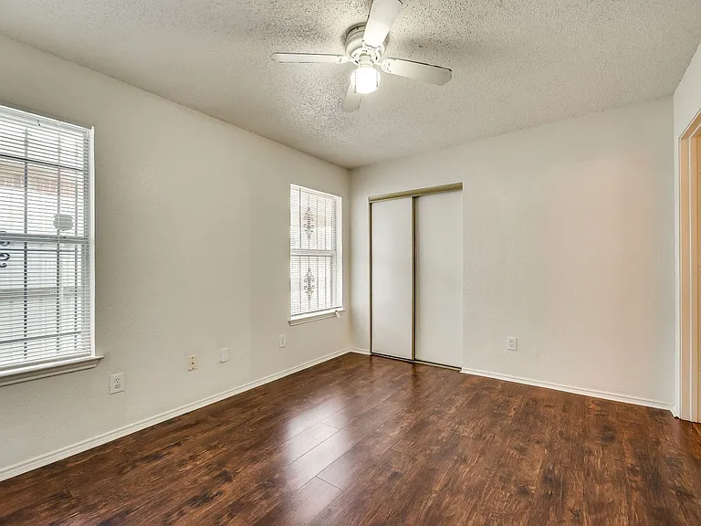 10340 Blackjack Oaks Dr — Photo 7