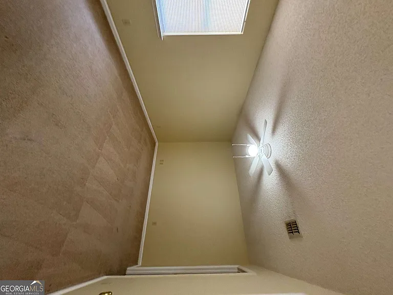 233 W Lakemont Dr #B — Photo 10