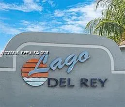 Lago Del Rey Condo — Photo 2