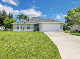 114 SW 19th Ter, Cape Coral, FL 33991