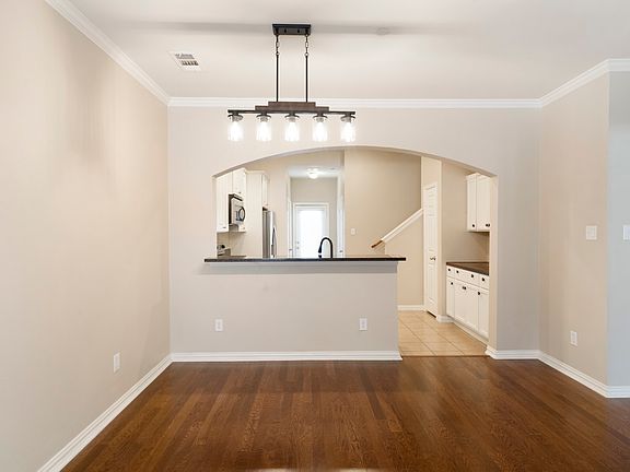 4th image of 575 S Virginia Hills Dr #203
