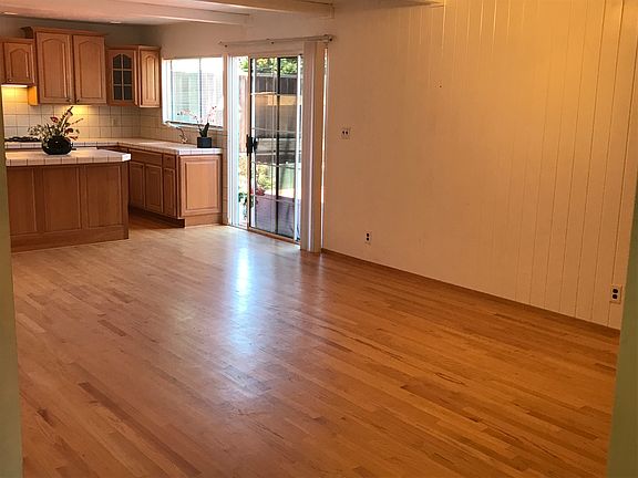 3rd image of 2480 Spyglass Ct