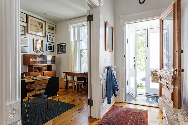 Rented by Owner | media 11