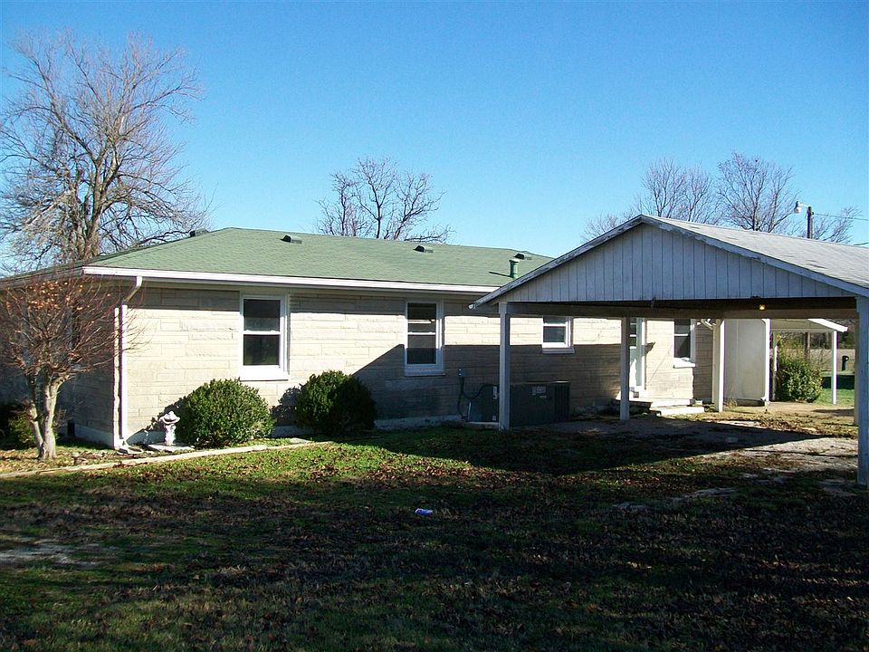 2nd image of 11 Maxine Rd