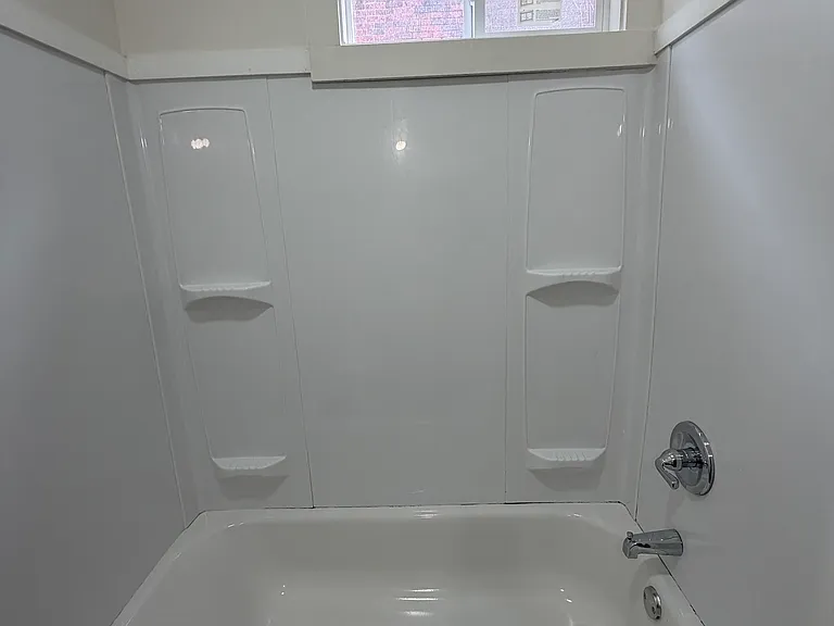 4557 Seebaldt St — Photo 14