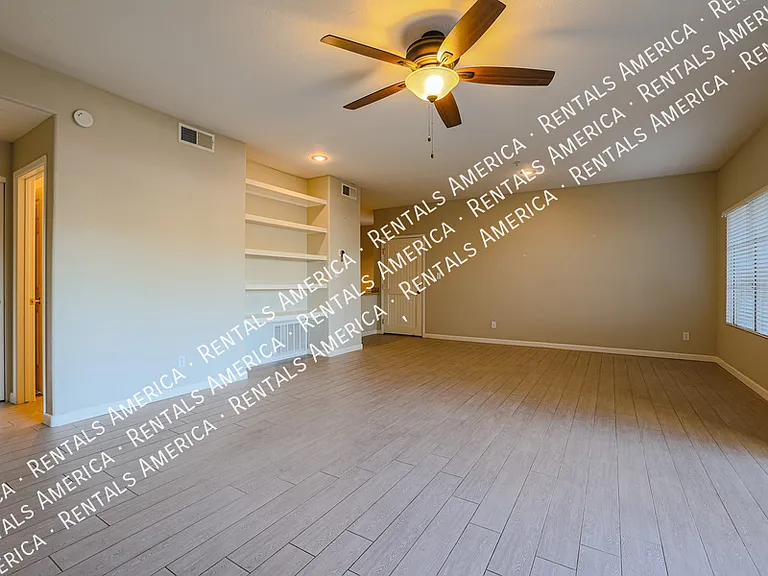 11333 N 92nd St #1003 — Photo 7