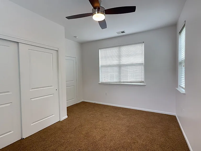 662 Lacy Oak Dr — Photo 15