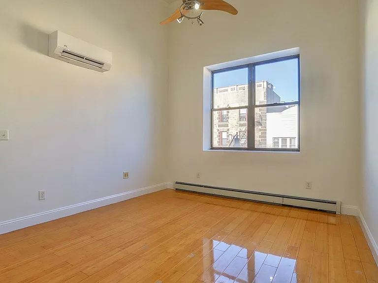 410 Central Ave #2D — Photo 5