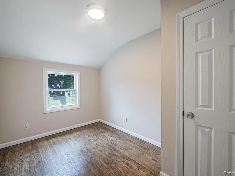 610 Americus Ave — Photo 26