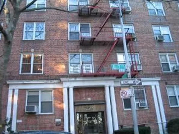 2514 East 7th Street image 1 of 1