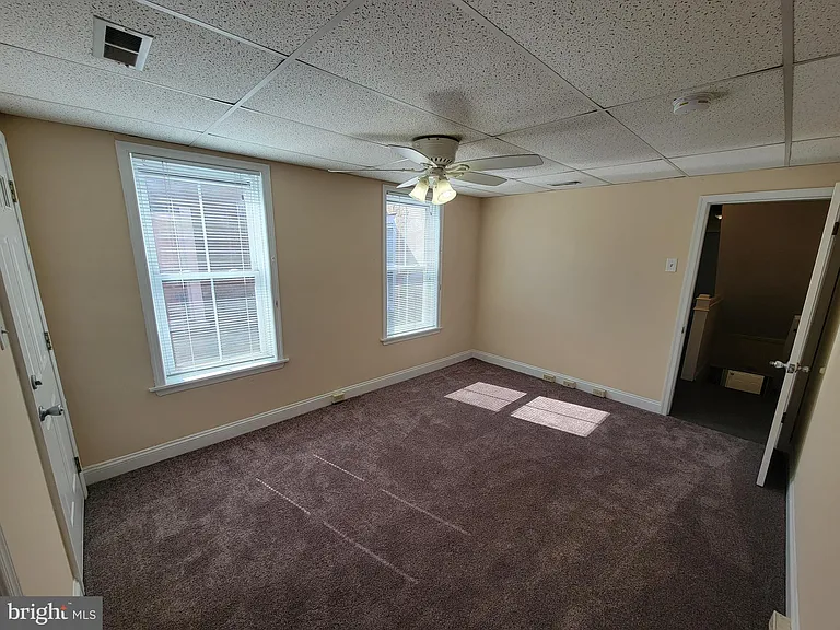 4034 Locust St — Photo 10