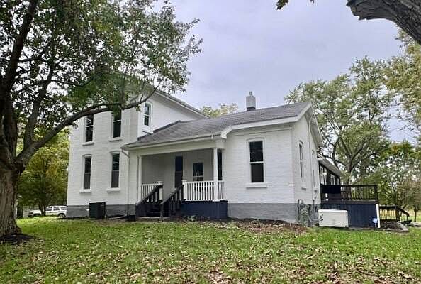 1st image of 2666 S Cochran Rd