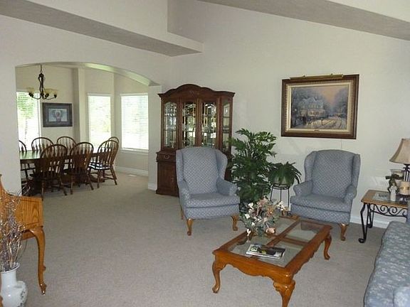 Formal Living & DIning Rooms