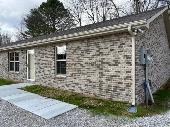 159 Hunt St, Manchester, TN 37355