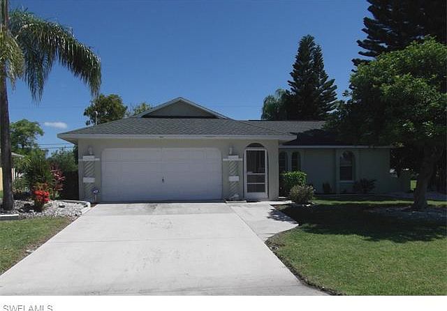 1st image of 1225 SE 21st Ter