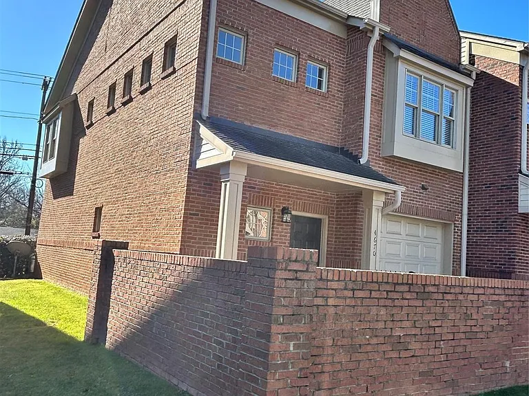 4670 Dabney Vigor Dr — Photo 2