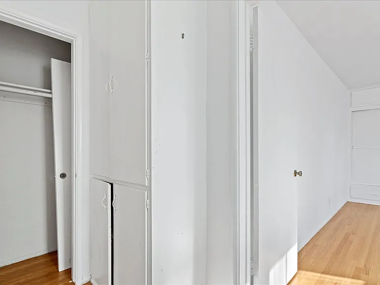 1725 S Robertson Blvd #8 — Photo 11