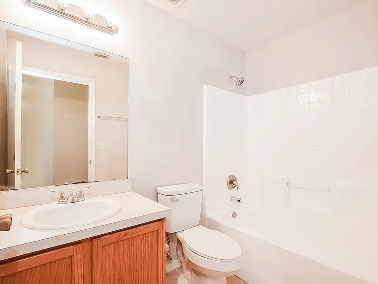 914 Copenhagen Way — Photo 16
