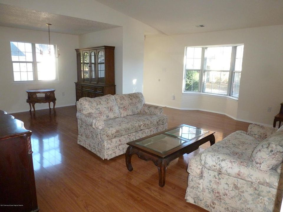 46 Morden Close Freehold NJ Zillow