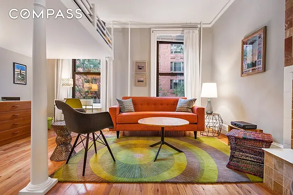 Rented by Compass | media 2