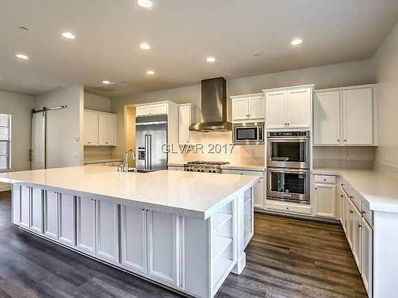 5th image of 2806 Belmont Dr