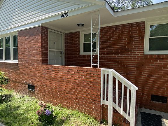 3rd image of 400 Durant Dr