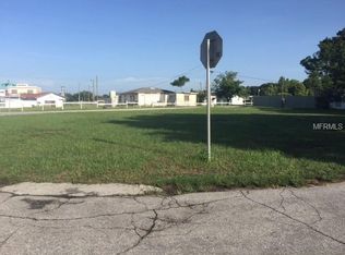 699 Candlelight Rd, Lake Wales, FL 33859