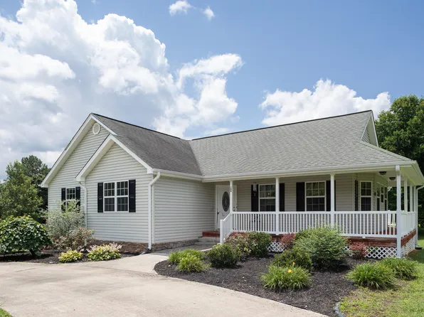 148 Valley Estates Dr, Trenton, GA 30752