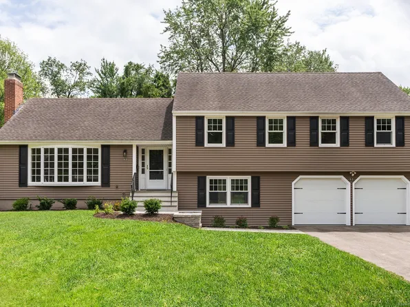 52 Meadowgate Street, Wethersfield, CT 06109