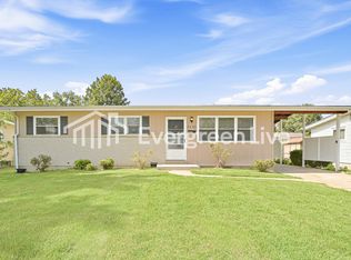 2225 Love Ln, Florissant, MO 63031