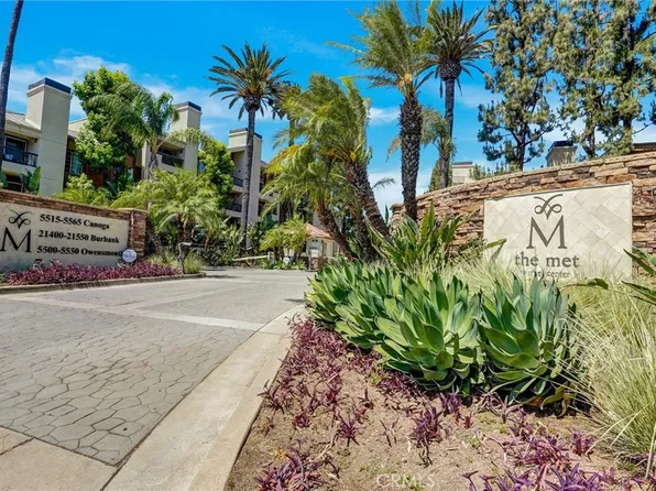 5545 Canoga Ave APT 220, Woodland Hills, CA 91367