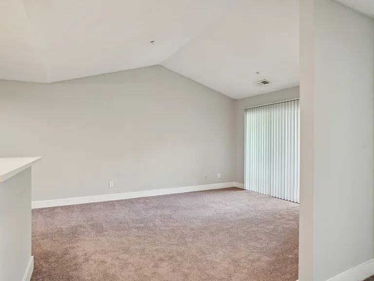 Camara Estates — Photo 36