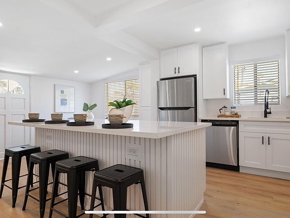 3rd image of 842 Valley Ave #842
