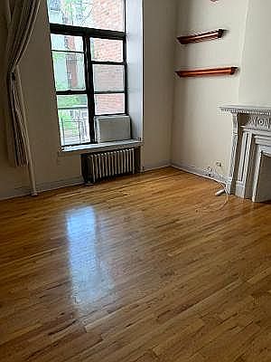 2nd image of 57 W 90th St #4B