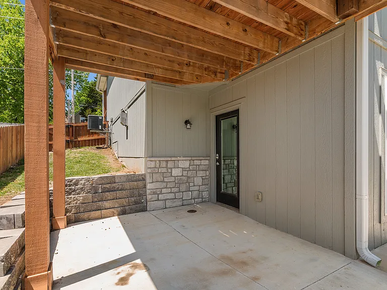 8435 Ottawa St — Photo 49