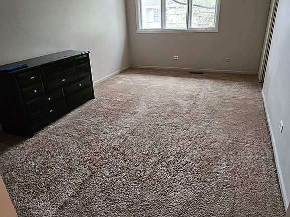 5th image of 2042 Berkshire Cir