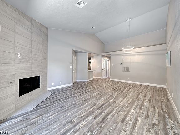 3rd image of 5018 S Rainbow Blvd Unit 202