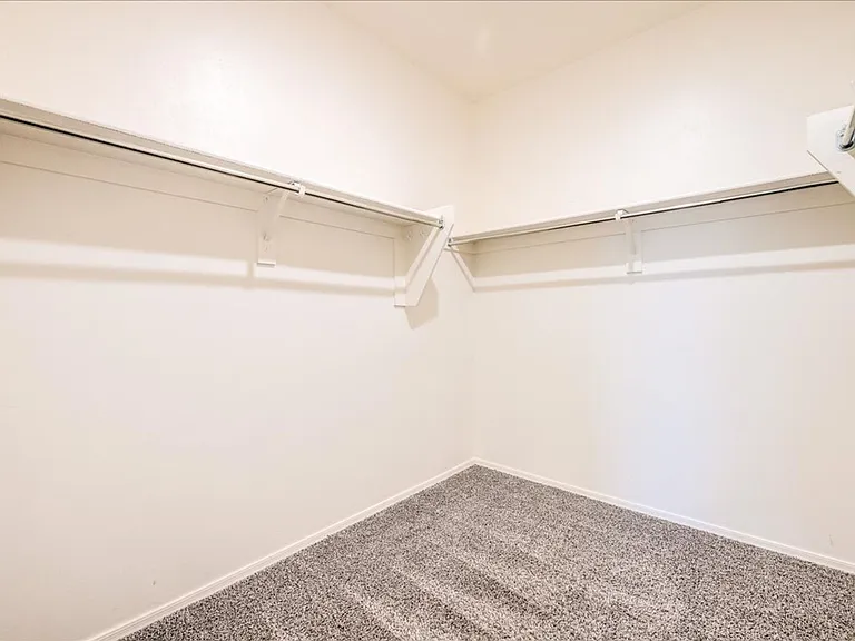 11328 S Weismann Dr — Photo 19