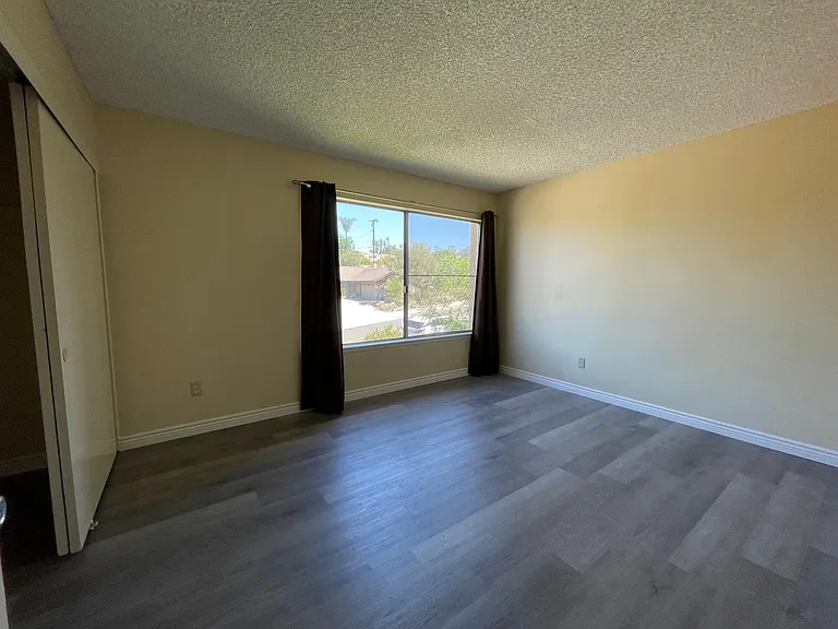 716 Hacienda Dr — Photo 6