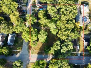 2417 SW Clay St, Topeka, KS 66611